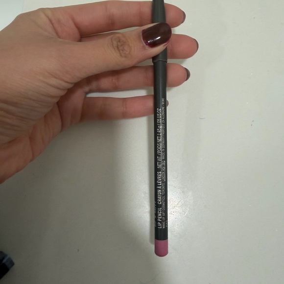 Mac Hip n happy liner - Picture 3 of 5